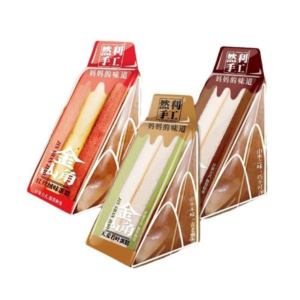 Factory Wholesale OEM ODM Ranli Cakes 95g*28 Instant Desserts Red Velvet Cake Snack Triangle Soft Cakes for Kids Snack